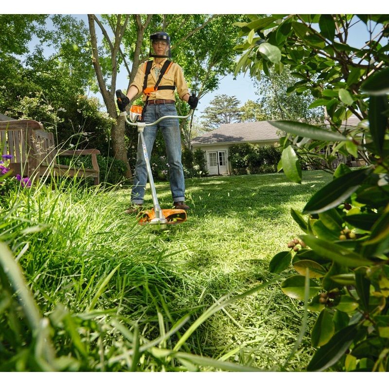 Акумулаторна коса STIHL FSA 80, 1 kW, 36 V, 230 мм без батерия и зарядно с нож